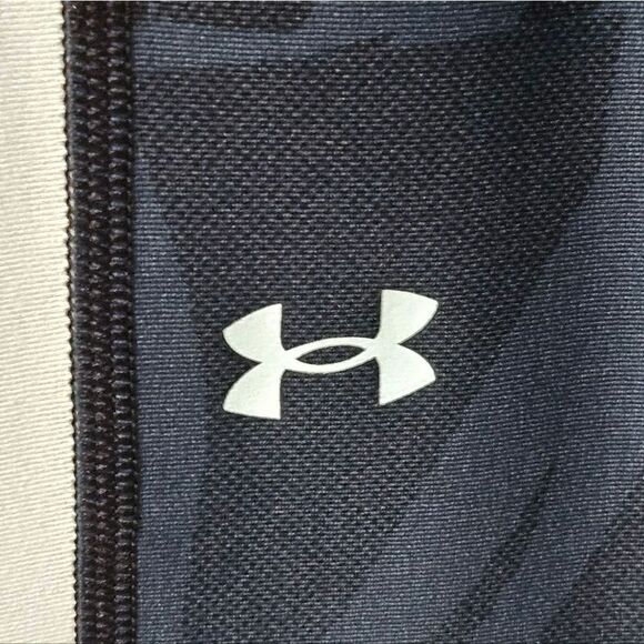 UNDER ARMOUR PLUS Multi- Color leaf Print High Rise Compression Ankle Leggings - Picture 11 of 16